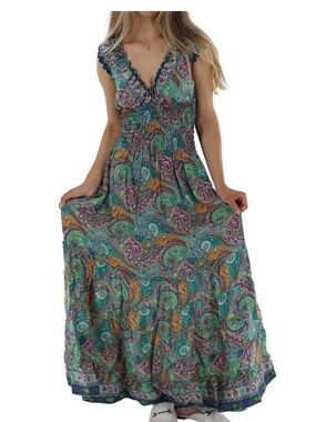 Boho Paisley V-Neck Maxi Dress size small (see actual pics)